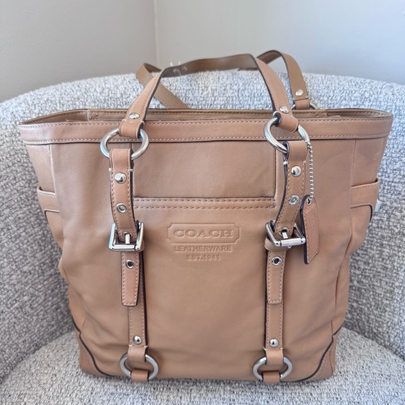 Coach Gallery Tan Leather Tote Bag – Style F11524 - Picture 16 of 16